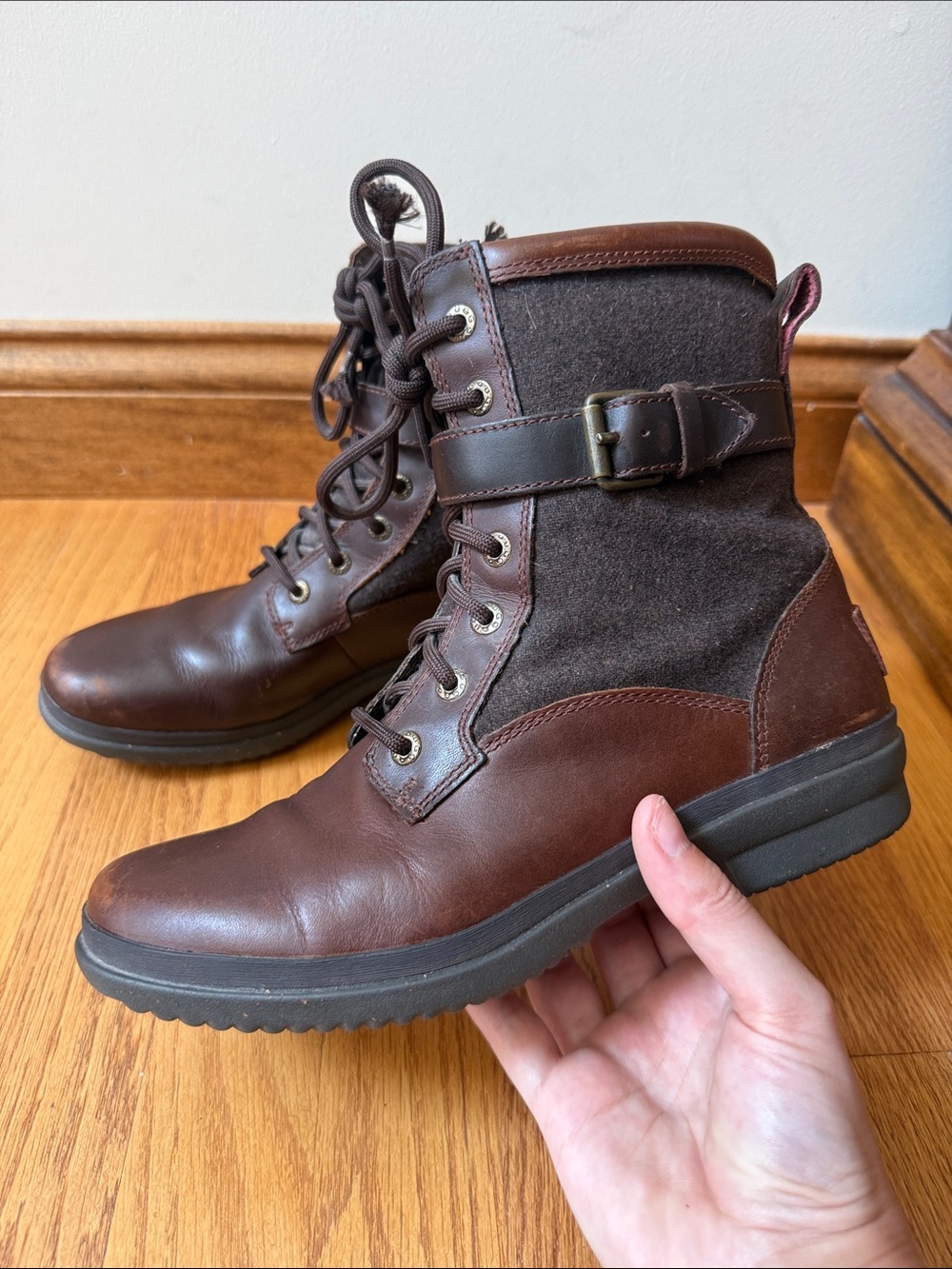 UGG Kesey Womens Sz 7 Brown Leather Waterproof Wool Lace Up Side Zip Boots